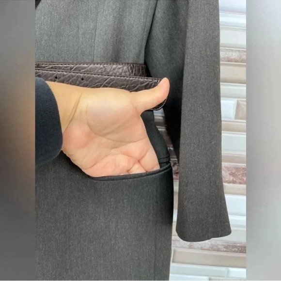 Byron Lars Beauty Mark Belted Trench
Blazer"size 8 - Picture 5 of 11